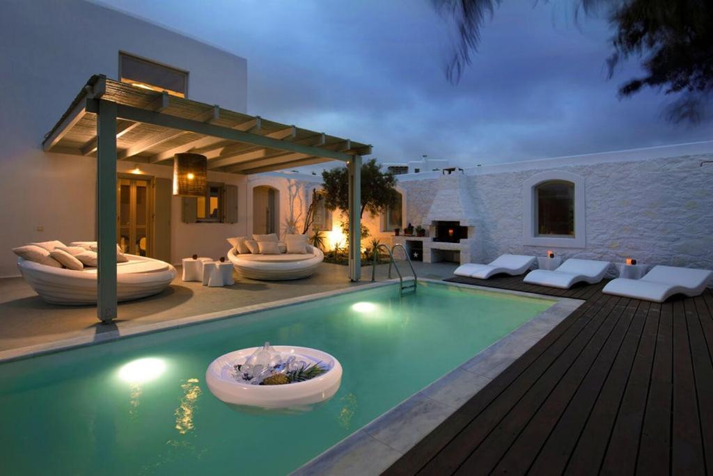 Villa Dafni 4Bed with Pool in Kalafatis Spilia