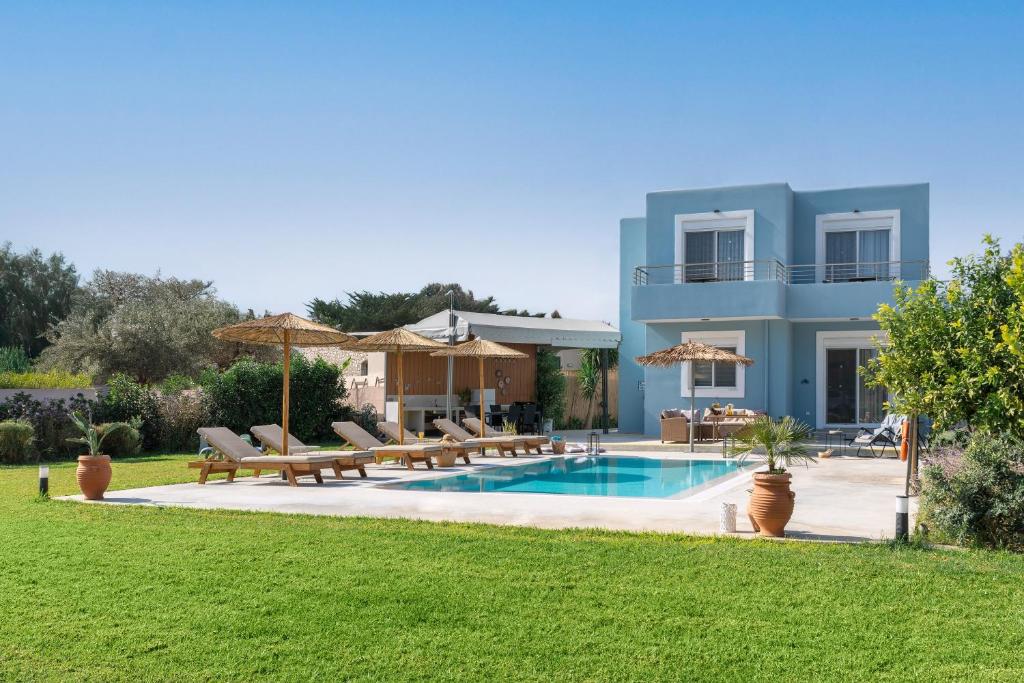 Ethria Pool Villa with heated jacuzzi