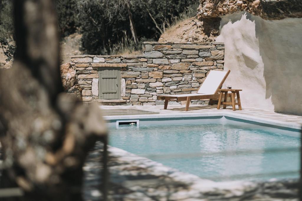 Zos Suites