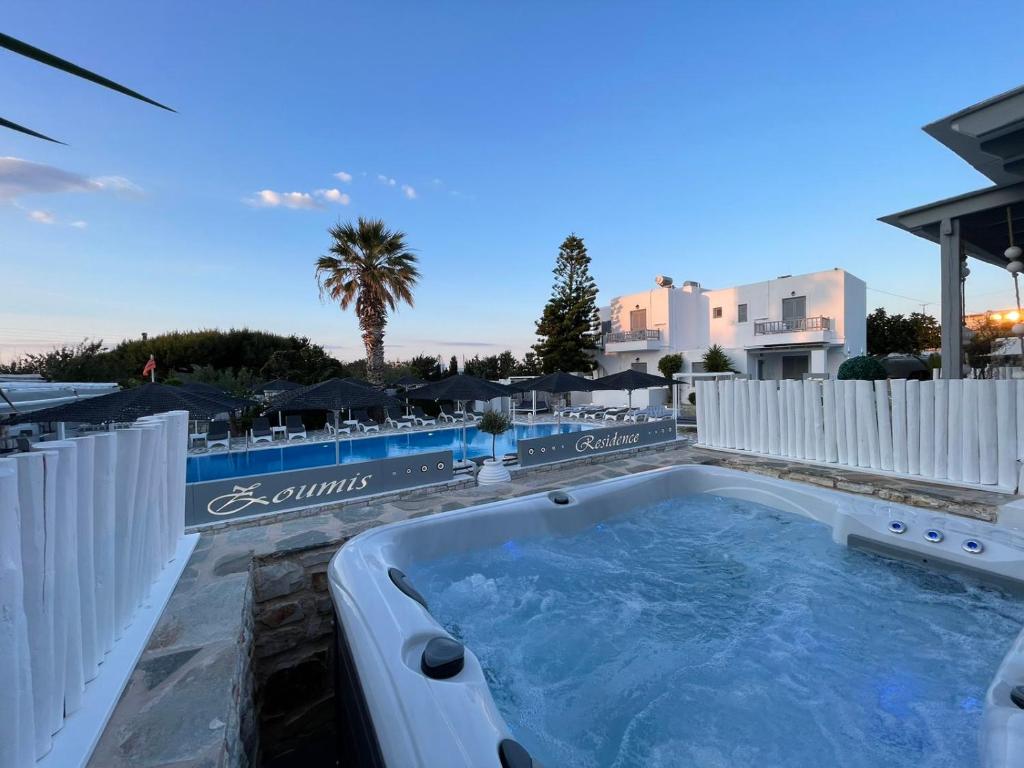 Zoumis Residence